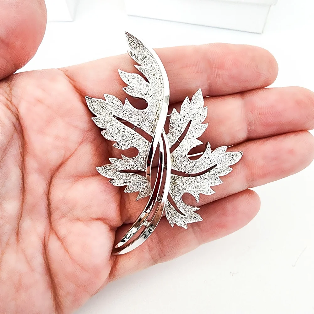 Trifari vintage brooch